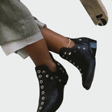 Magdaléna Nadčasová Kotníkové Pravokožené Boty Cvočky