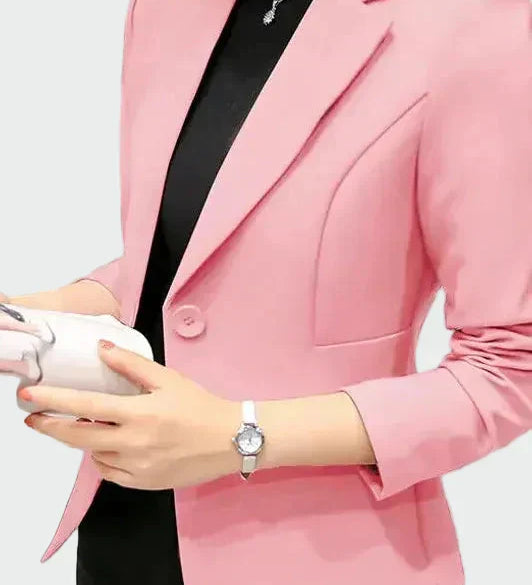 Leontýna - Sako v ideálním střihu