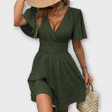 Winslet - Šaty s Nařaseným Pasem a V-Výstřihem