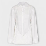 Indie - Bílé plisované šaty s dlouhým rukávem