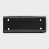 Cécile. - Lesklá kabelka s krokodýlím vzorem